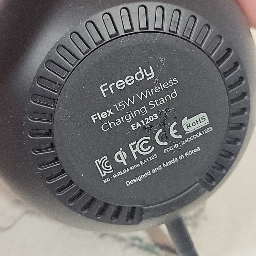 Freedy Flex 15W Wireless‎ Charging Stand EA1203 Tested - Picture 5 of 6